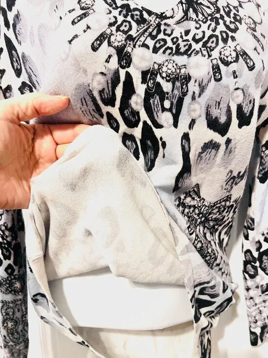 Cyrus Women's Small Knit Super Stretch V Neck Long Sleeve Baby Blue/Animal Print - Picture 11 of 12